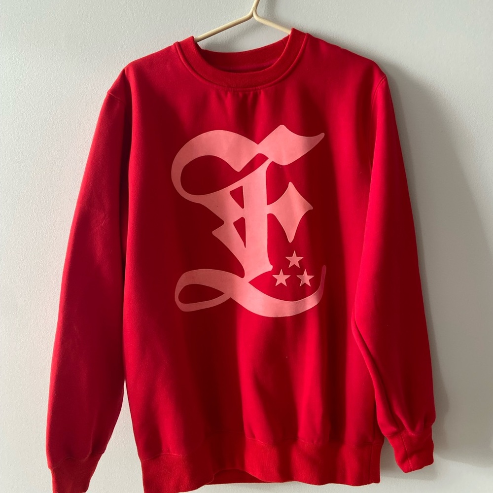 Exclusive Game sweatshirt. Limited Edition. Red, US L